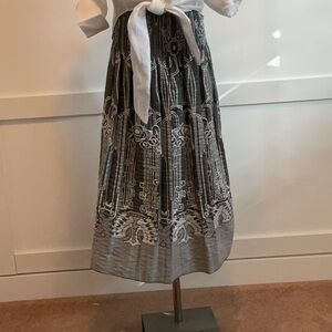 BCBG Max Studio skirt NWT S